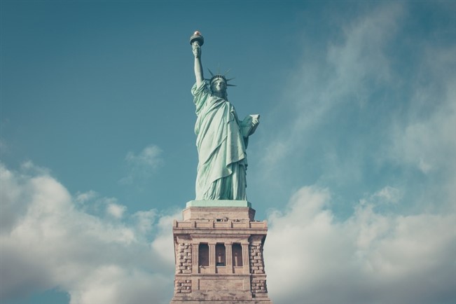 viajes nueva york estatua libertad 1