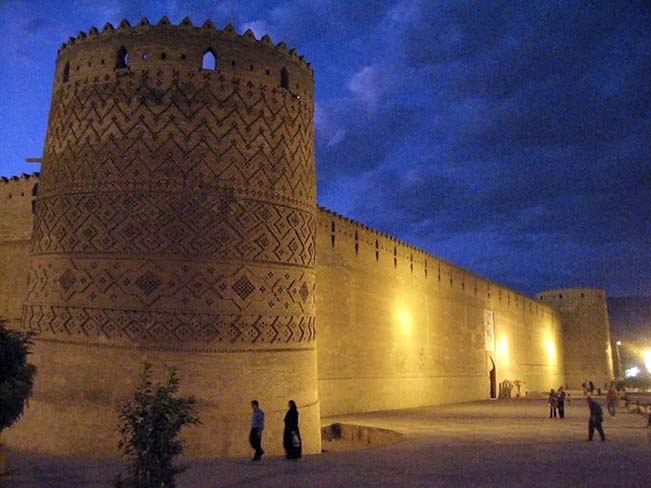 viajes iran shiraz fortaleza karim khan