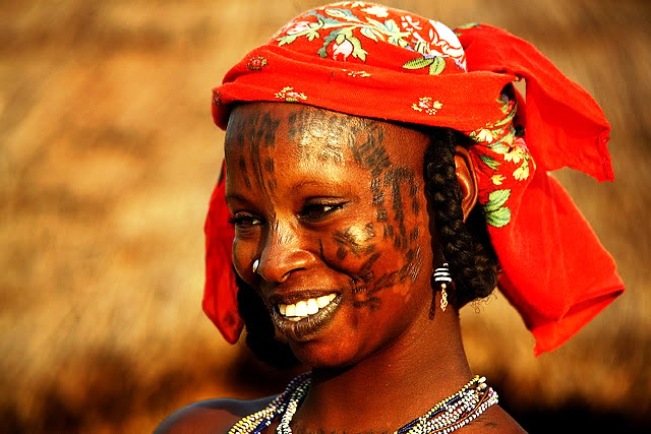 viajes camerun mujer