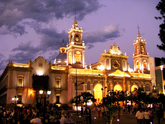 viajes argentina ciudad salta basilica