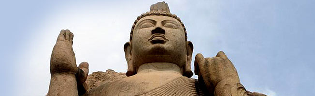 viaje a Sri Lanka estatua de Buda Aukana